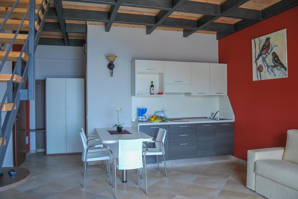 Residence Usignolo Trarego Стая снимка