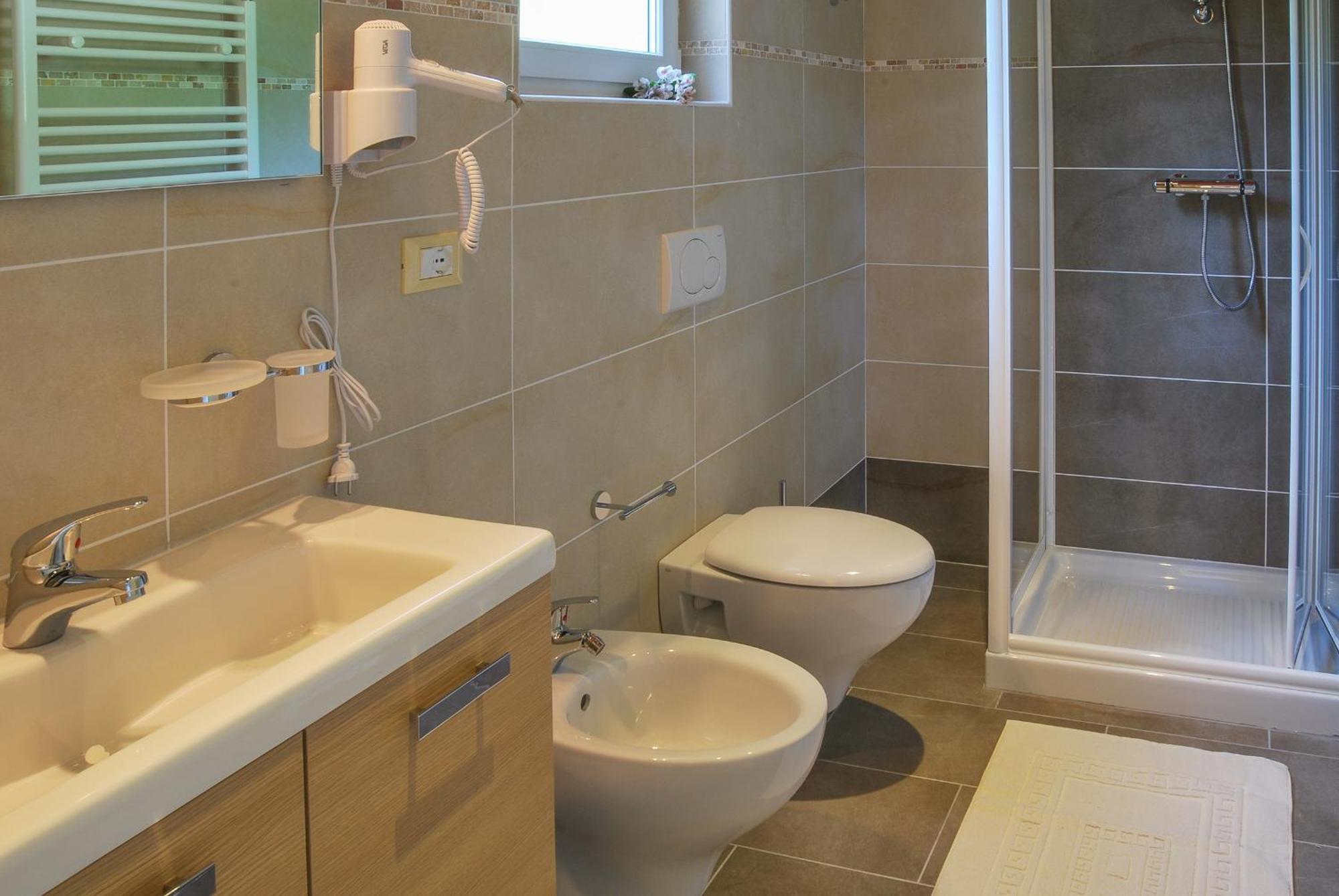 Residence Usignolo Trarego Стая снимка