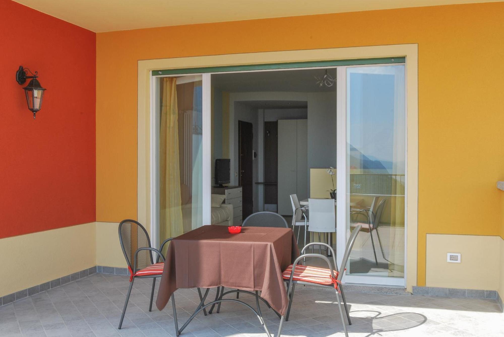 Residence Usignolo Trarego Стая снимка